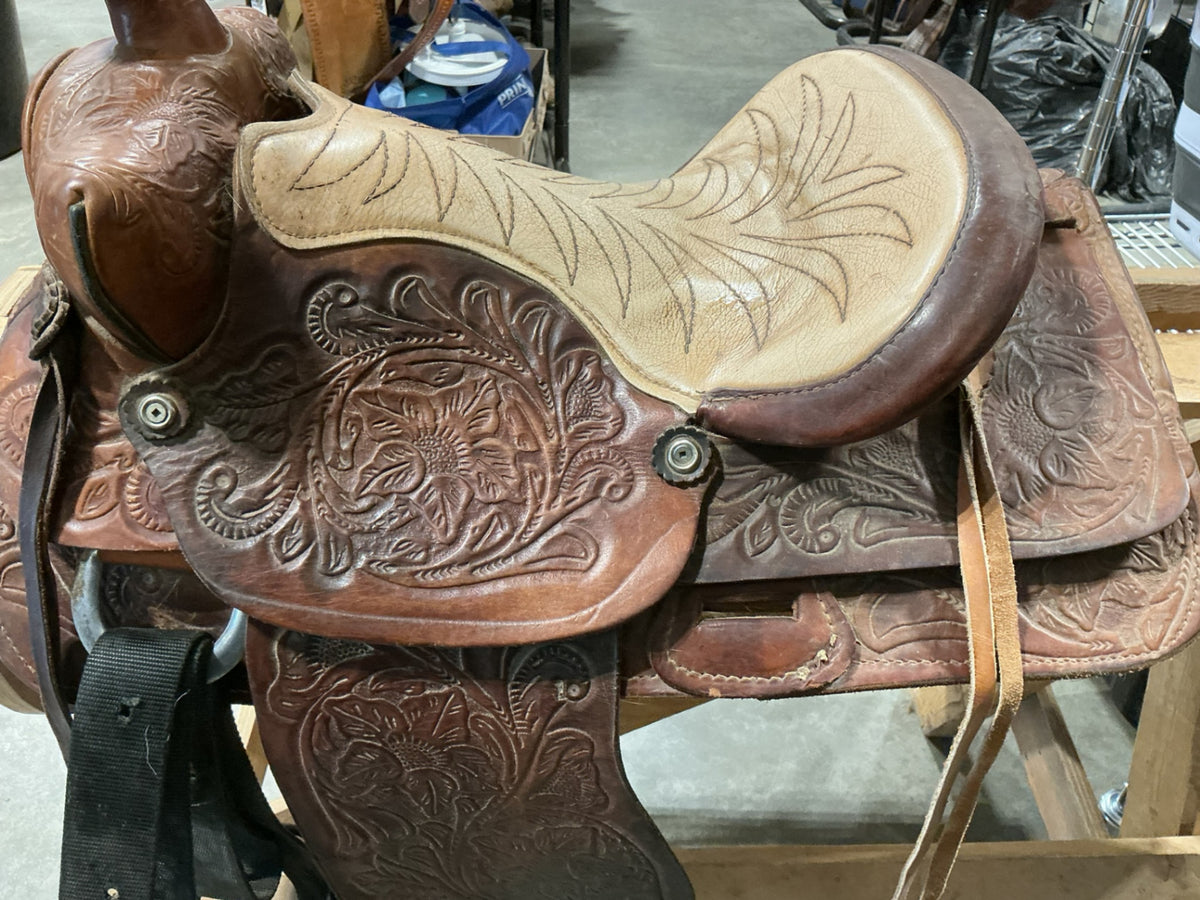 Western Saddle 14" G5.5"