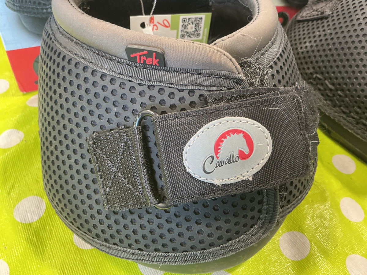 Cavallo Trek Size 6 PAIR