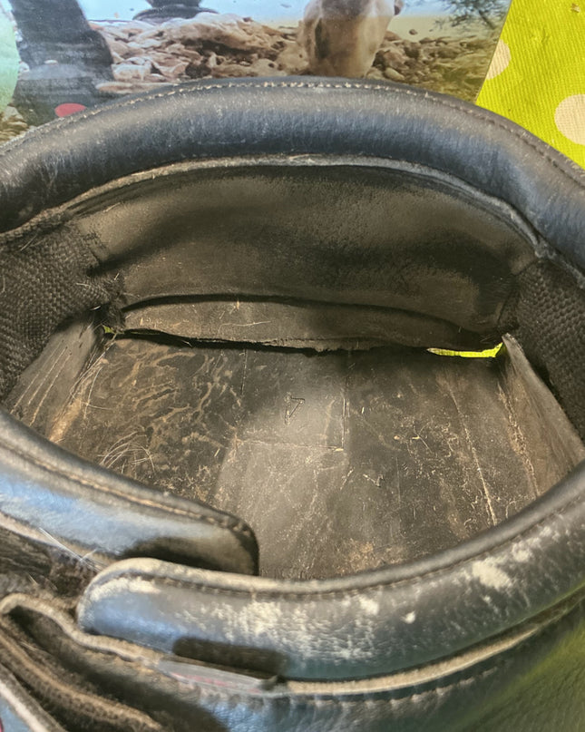 Cavallo Simple  Boots Size 4 