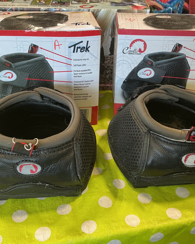 Cavallo Trek Size 6 PAIR 