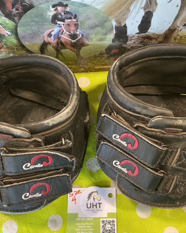 Cavallo Simple  Boots Size 4 