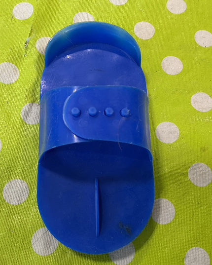 Curry Comb Blue