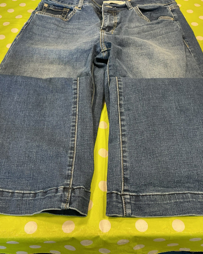 Jeans Ranch Dress'n Size Medium Long/Wide leg