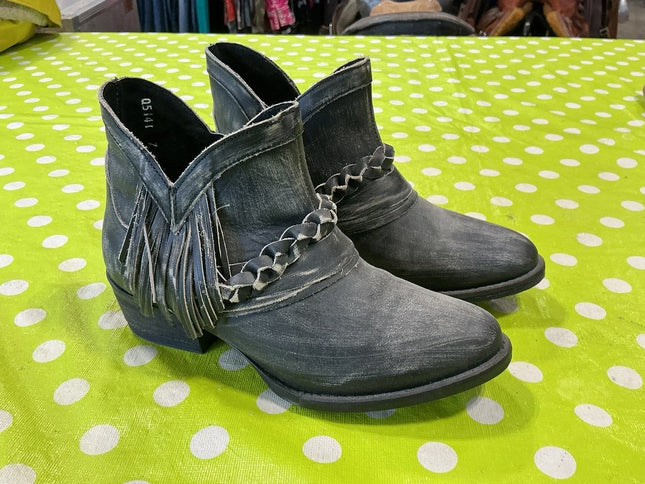 Boots Circle G 