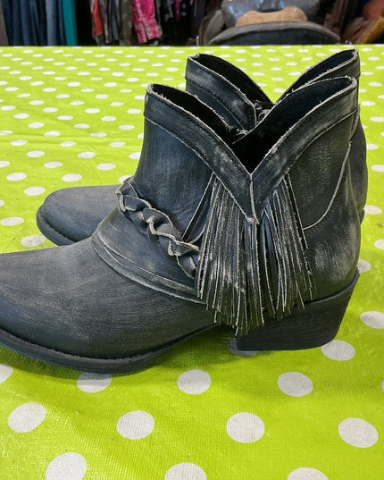 Boots Circle G 