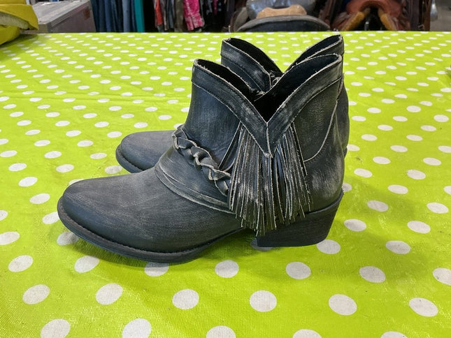 Boots Circle G 