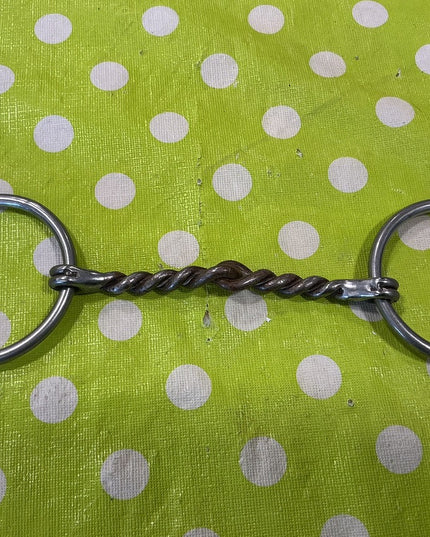 Bit Snaffle Twisted 5.25" 