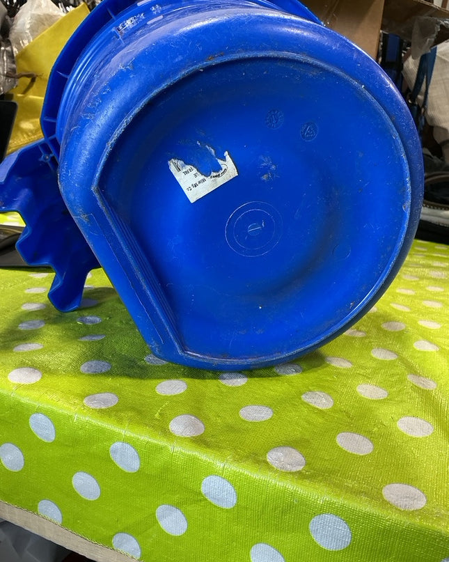 Pail Hook Over Rail 8Q