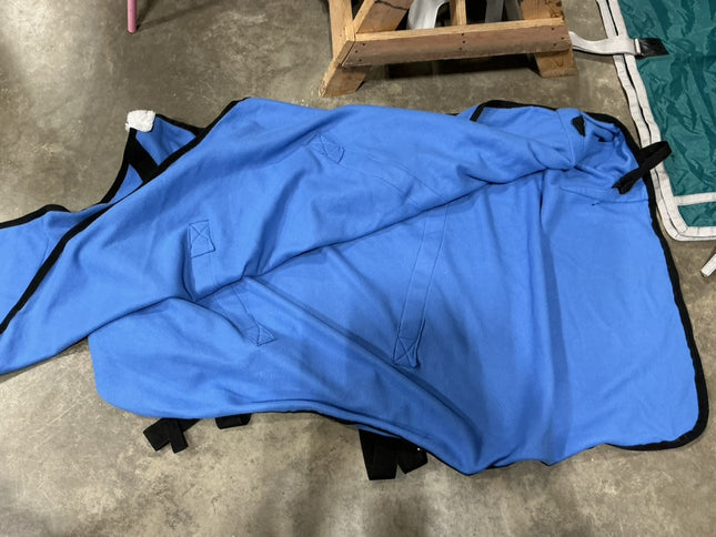 Cooler Blue 74"