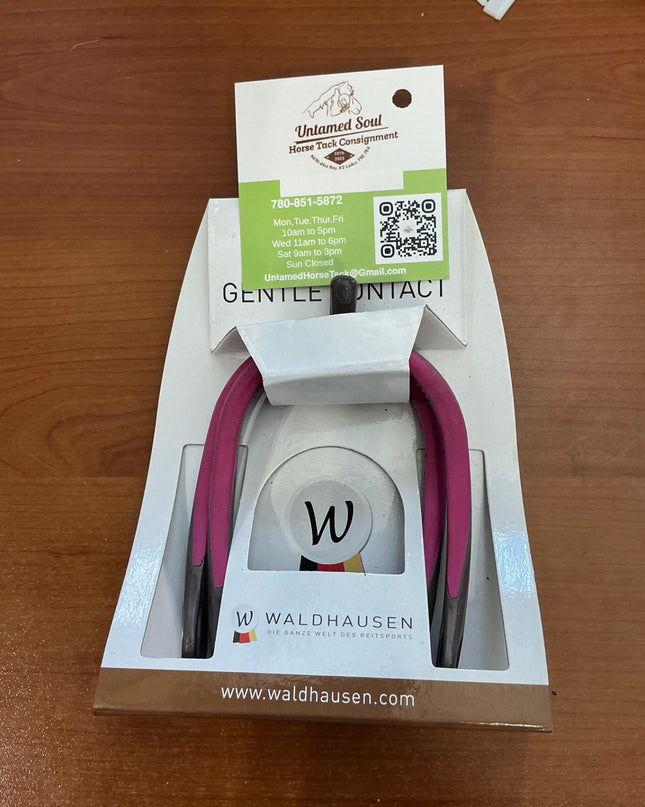 English Spurs Pink Plastic