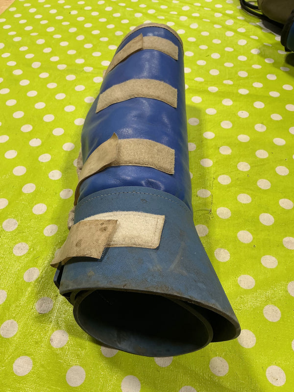Shipping Boots – Pair (Broken Velcro) | Used, Acceptable