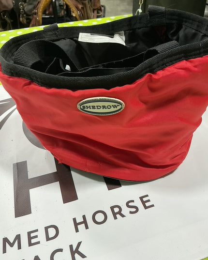 Grooming Bag Red