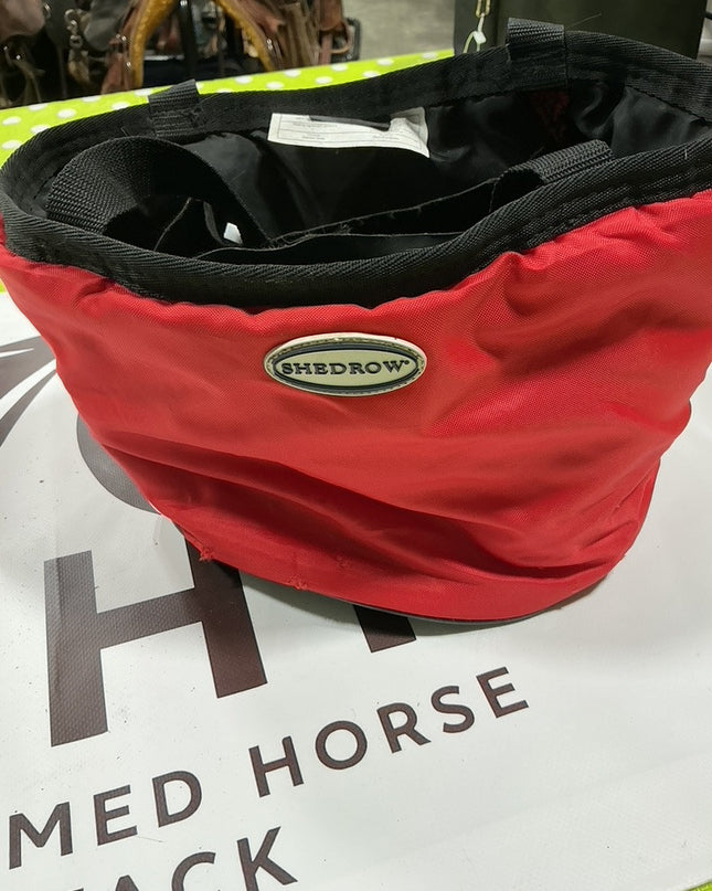 Grooming Bag Red