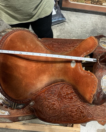 Western Saddle 15.5" G8" Silver Royal 