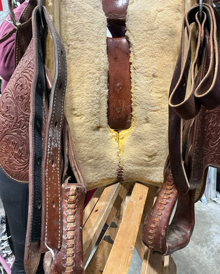 Western Saddle 15.5" G8" Silver Royal 