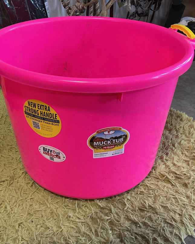 Much Tub 70 Quart Pink 
