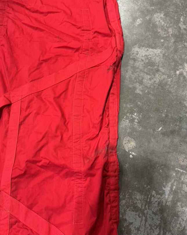 Stable Sheet Red 72" 