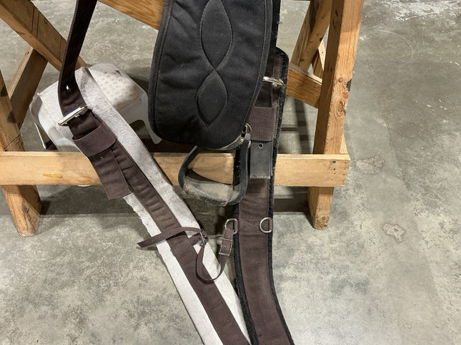 Western Saddle BigHorn 101 Black  S15" G7"