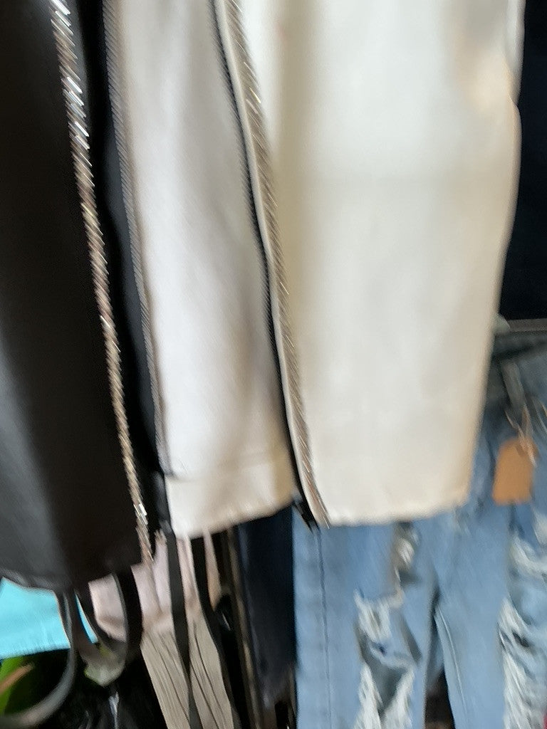 Show Vest Black/White Faux Lether