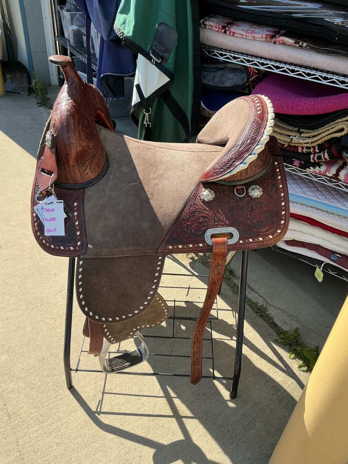 Western Treeless Saddle S16 G7