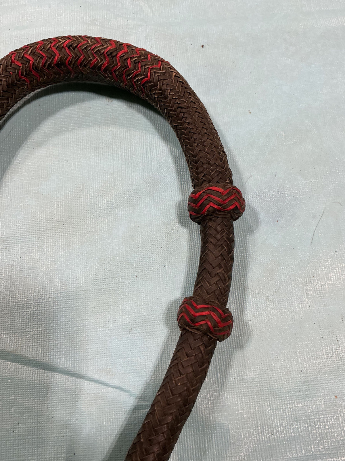 Bosal Brown/Red Rawhide