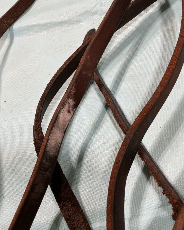 Reins Brown Leather Split  (very worn)