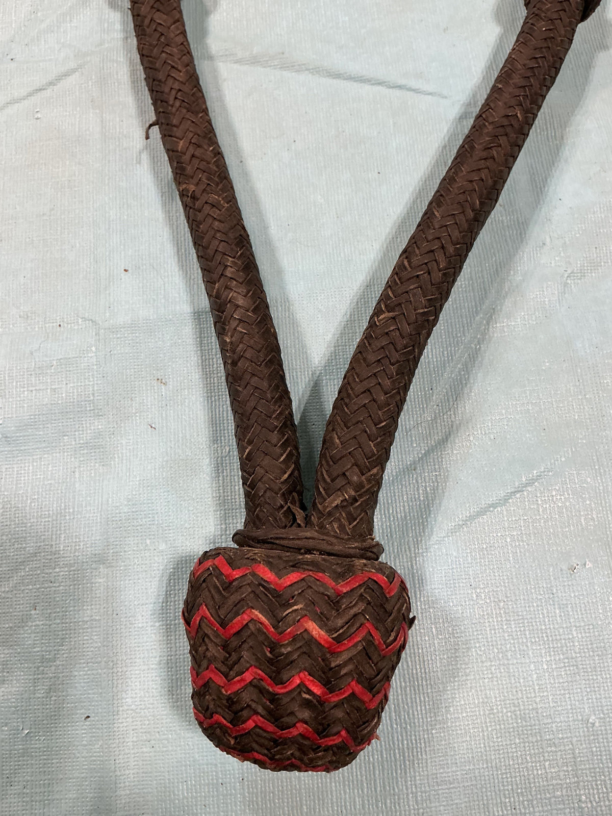 Bosal Brown/Red Rawhide