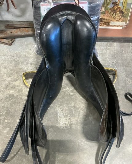 English Dressage Saddle S18" G6"