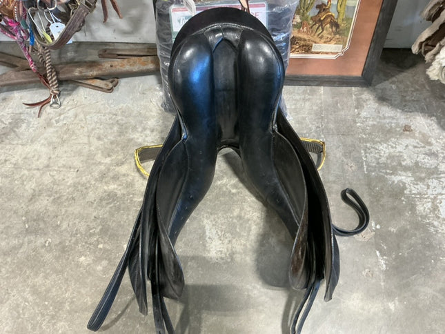 English Dressage Saddle S18" G6"