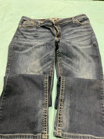 Jeans Rock 47 Low Rise. 35 x 34