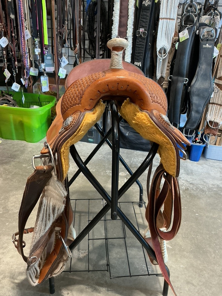 Western Saddle S16" G8"