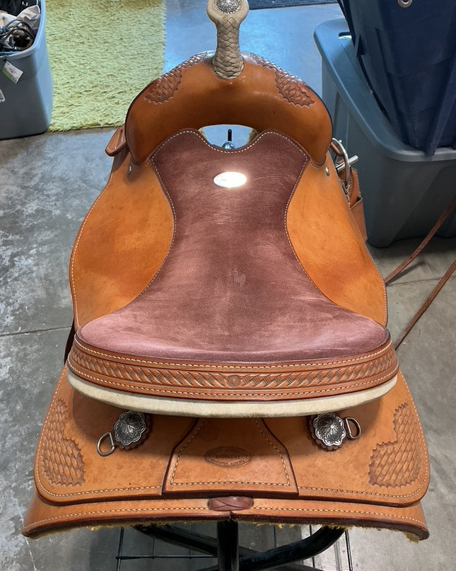 Western Saddle S16" G8" 