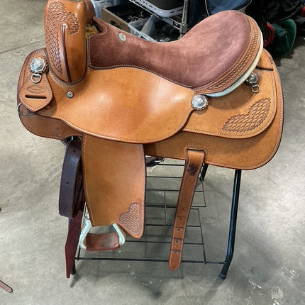 Western Saddle S16" G8" 