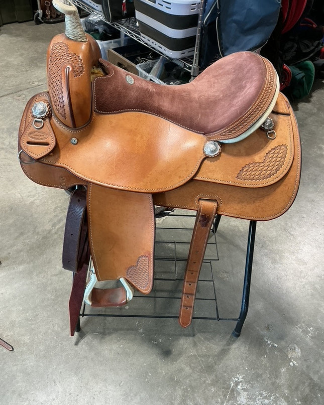 Western Saddle S16" G8" 