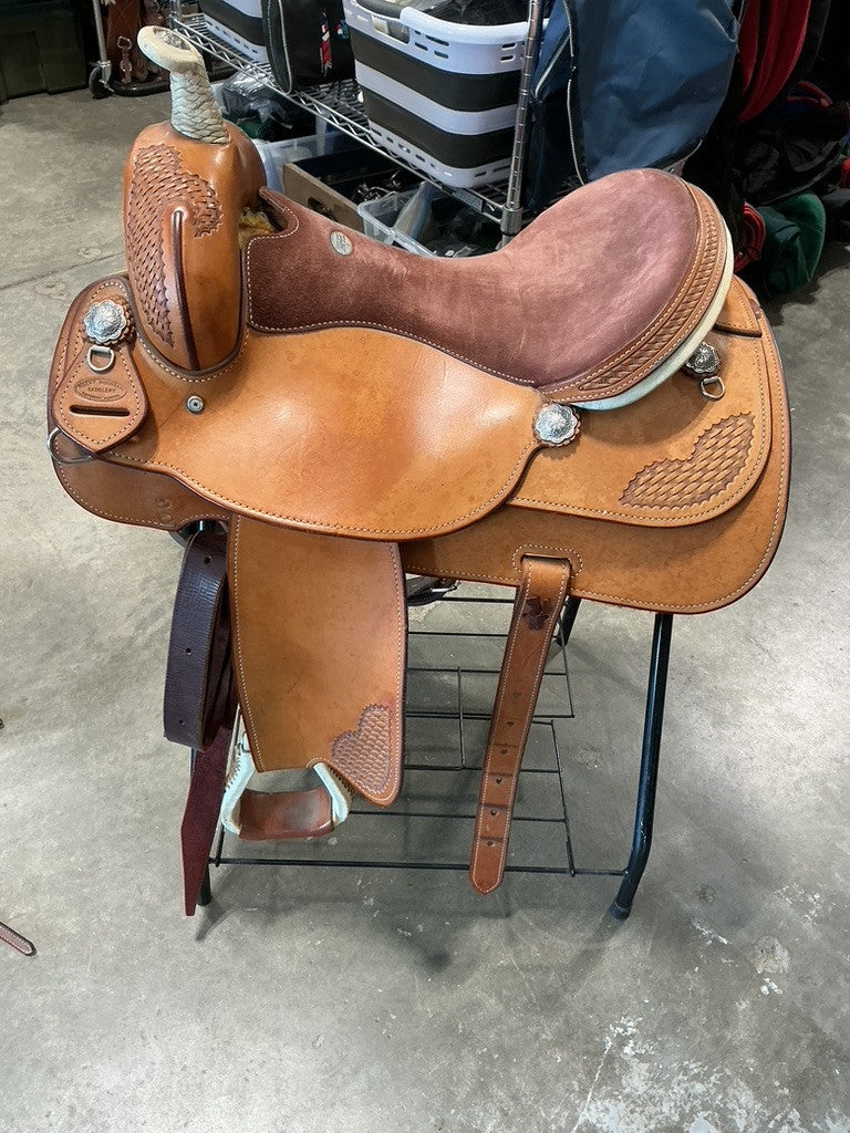 Western Saddle S16" G8"
