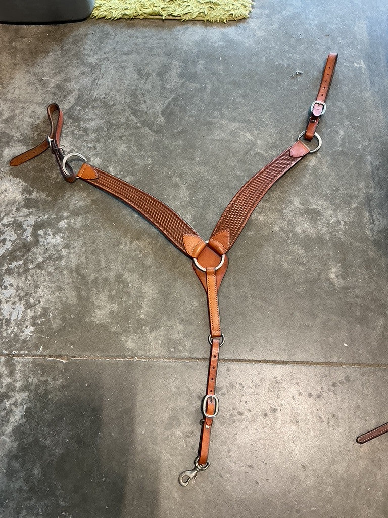 Western Saddle S16" G8"