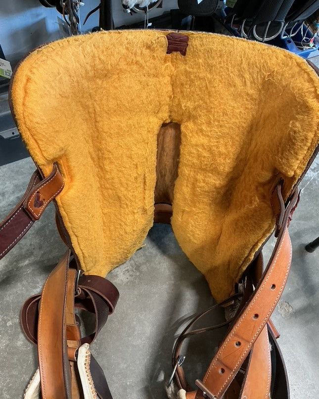 Western Saddle S16" G8" 