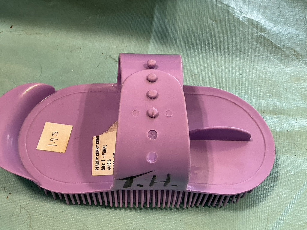 Curry Comb Plastic 