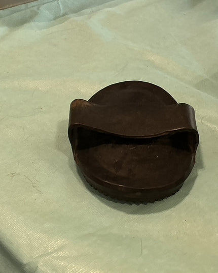 Curry Comb Rubber Oval 