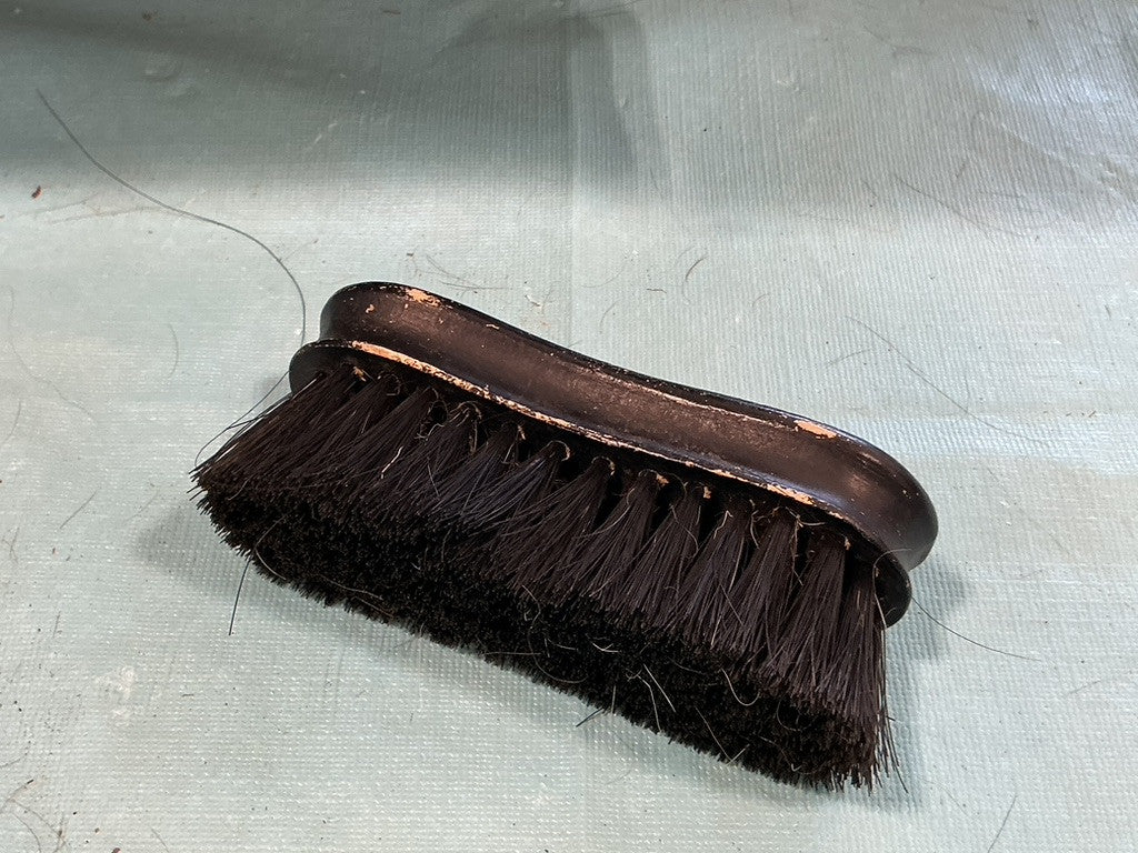 Brush Face Black 