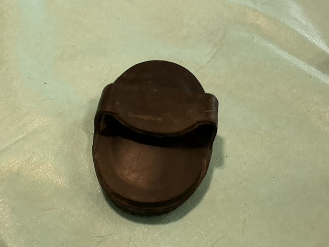 Curry Comb Rubber Oval 