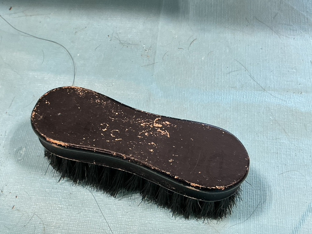 Brush Face Black 