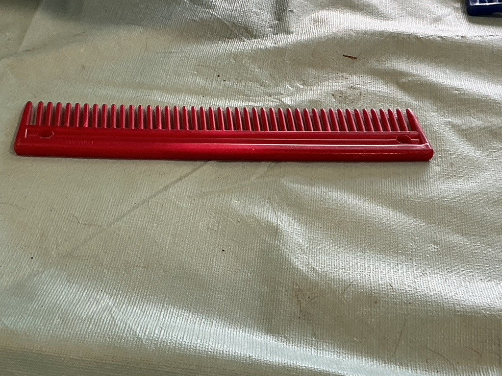 Combs 