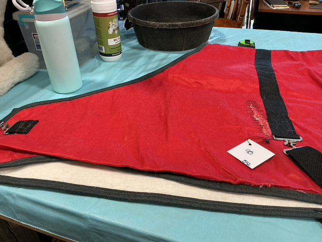 Stable Sheet Red 65"