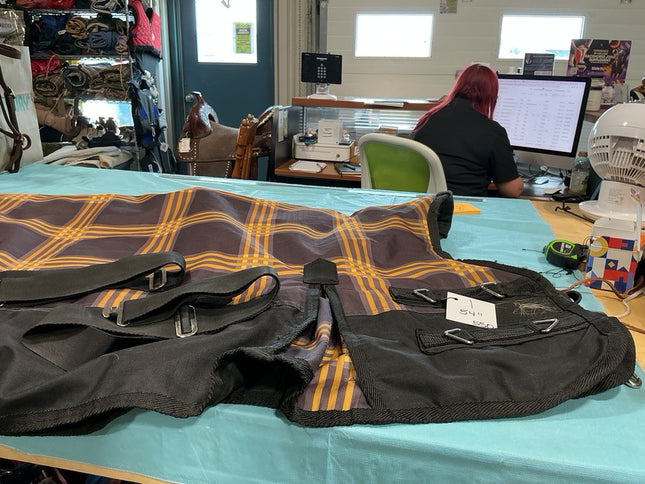 Winter Blanket 54" Guess 150G 