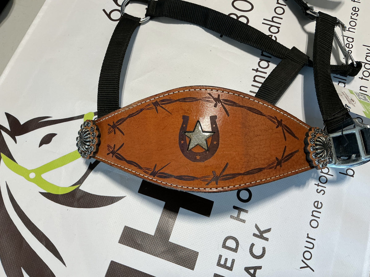 Halter Nylon Black Leather Nose