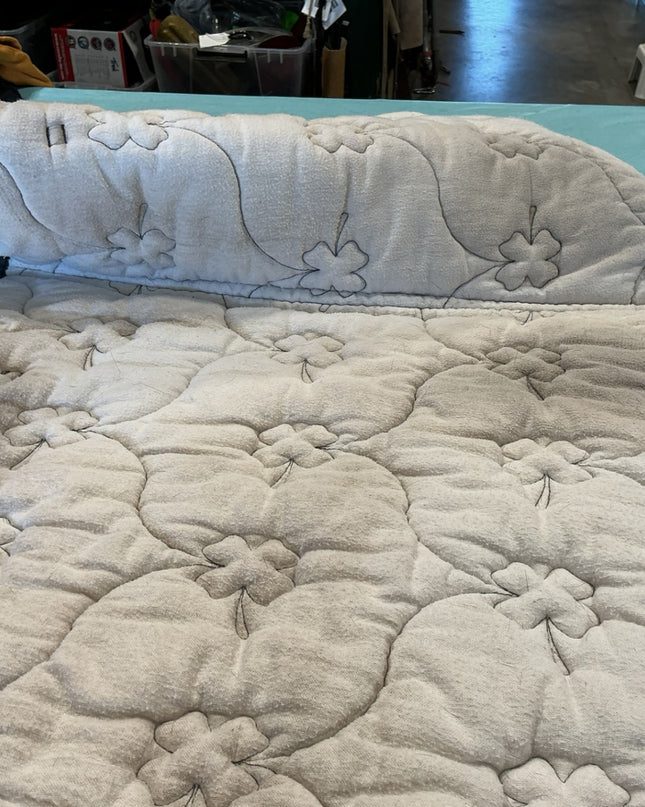 English Pad White/Cloverleaf.   (some stains)