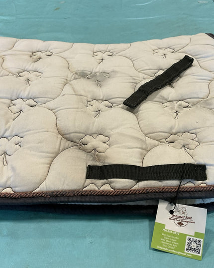 English Pad White/Cloverleaf.   (some stains)