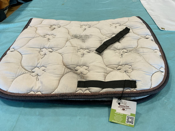 English Saddle Pad – White, Cloverleaf (Some Stains) | Used, Acceptable