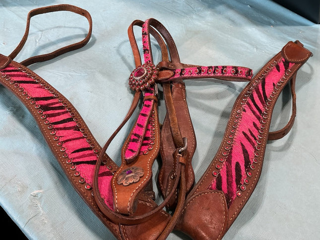 Breast Collar/Headstall Set. Pink Zebra 